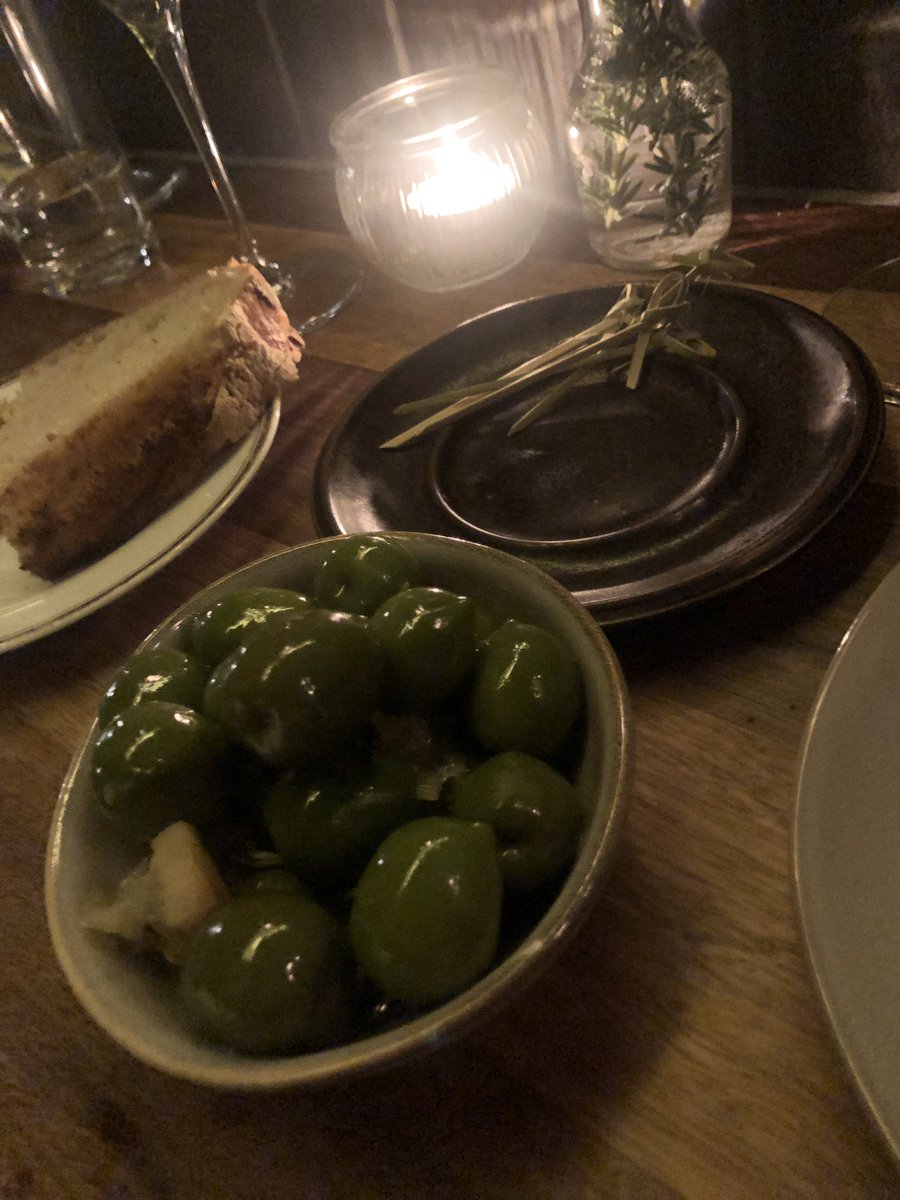 Dan Sims tweet media