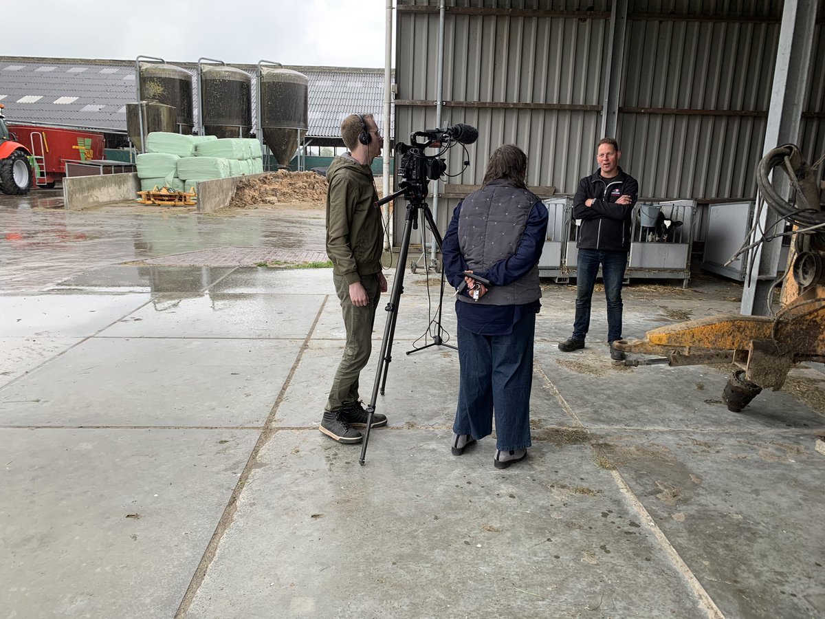 Opnames maken voor het project ‘schoon erf, schoon water’ in het werkgebied van <a href="/Noorderzijlvest/">Waterschap Noorderzijlvest</a>. Promotie vind nu plaats middels film ipv excursies