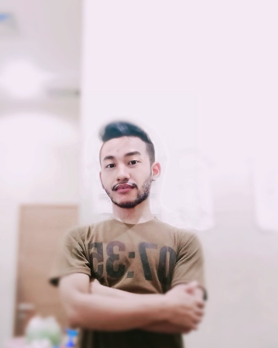 RamliLesmana's tweet photo. Dulu dan sekarang, semua pasti be berbeda
#indoguy #indomen #fashion https://t.co/re4fJ9lql0