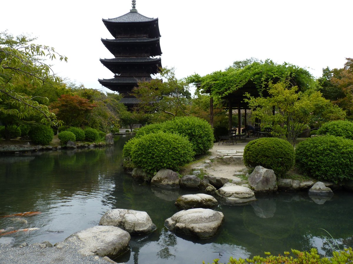 #PeacefulPlaces on #FlashbackFridayz - Join in & show us your peaceful places.  Tag friends and Hosts ... Ours is a Japanese Zen Temple/Garden 🇯🇵🏮🏮