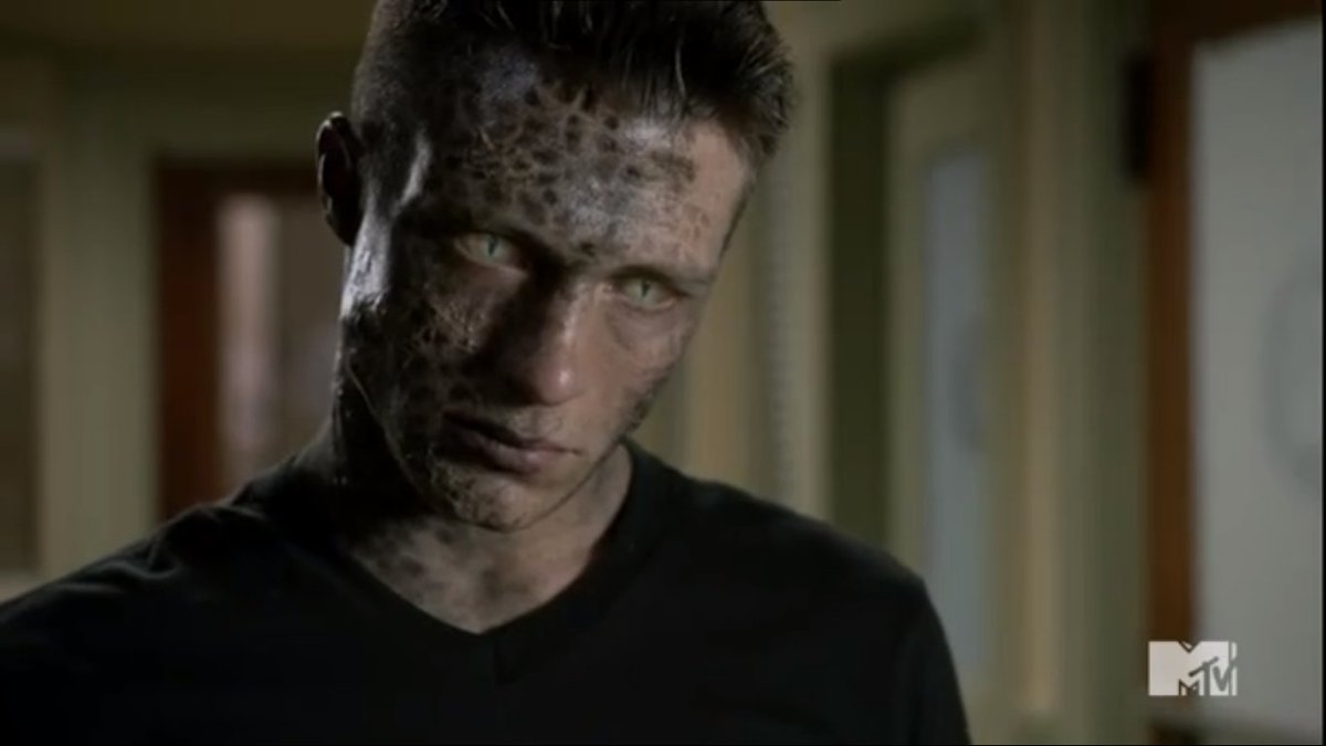 кенема. кенема. кенема. волчонок ящерица джексон. канима волчонок с крыльями.