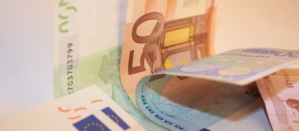 #Urteil: Pfändung der #Corona-Soforthilfe unzulässig! Das FG Münster hat entschieden, dass eine Kontenpfändung, die auch Beträge der Corona-Soforthilfe umfasst, rechtswidrig ist. cdh.de/pfaendung-der-…