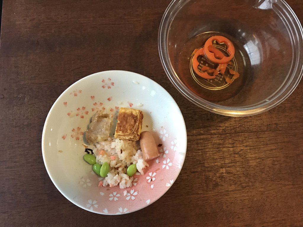 お弁当を作っている人 朝ごはん なんかもうこんなん食べてたりしません めっっっちゃわかる なんなら切ったヤツなんかはまな板から直で食べてる Togetter お弁当を作っている人 朝ごはん なんかもうこんなん食べてたりしません めっっっちゃわかる なんなら切ったヤツなんかはまな板から直で食べてる Togetter