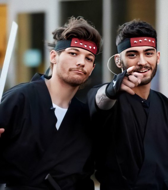 maltnujes's tweet photo. Zayn Malik and Louis Tomlinson appreciation tweet https://t.co/4eVZM6IEXF