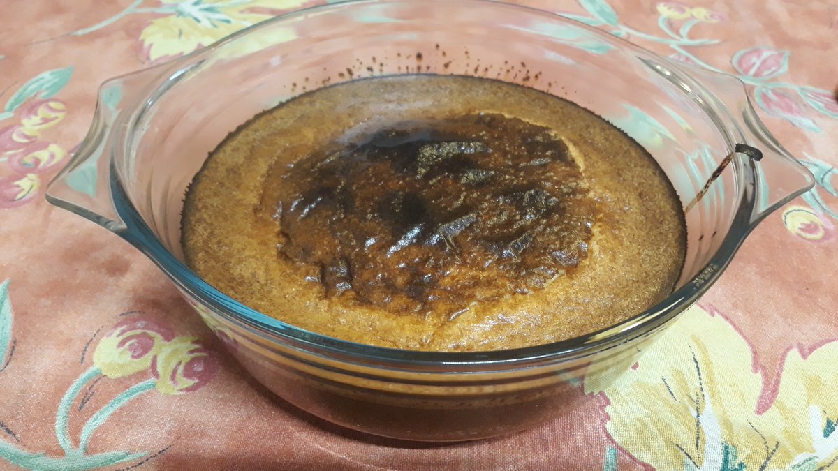 33revolucions_'s tweet photo. Ahir se'm va oblidar compartir amb valtros aquest pastís de tonyina, que no podreu tastar però que està boníssim! #chef33 https://t.co/cG4EWXL9YR