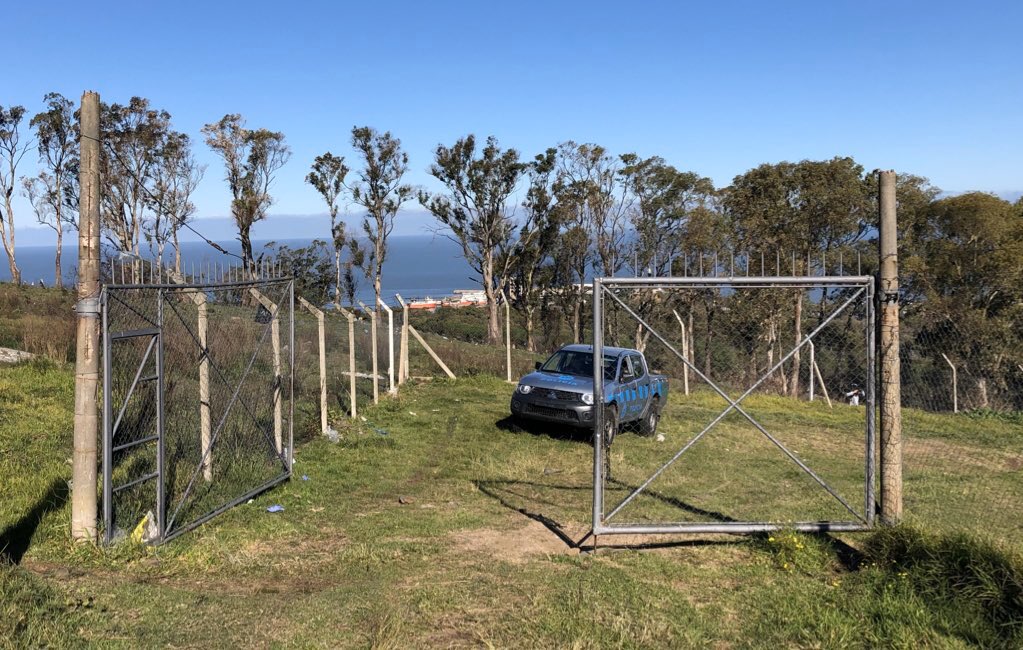 diegopirizg's tweet photo. ATENCIÓN: esta madrugada hubo intercambio de disparos entre el personal de la Armada Nacional y varios hombres que se encontraban merodeando la zona donde días atrás asesinaron a los tres marinos. Fueron, al menos, 15 disparos que provinieron de ambos lados. https://t.co/AnmE32Wn23
