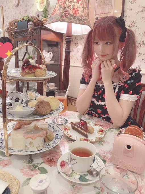 コスプレイヤーやもはちこのTwitter画像22