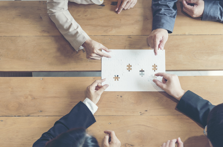 "Jullie doen toch marketing?" Hoewel er veel raakvlakken zijn, bestaan er genoeg verschillen tussen #PR en #marketing. Cilia benoemt deze in haar nieuwe blog en vertelt bovendien hoe deze aspecten elkaar aanvullen. mediatic.eu/nl/blog/pr-en-…