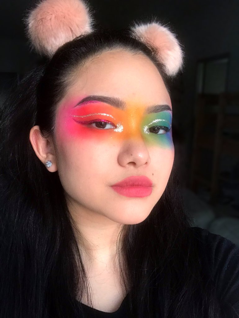 peachplaya's tweet photo. happy 1-year anniversary to my fave Pride look so far ✨

I’ve never been to Pride but one day 🥺 https://t.co/5FTCDXVRp4