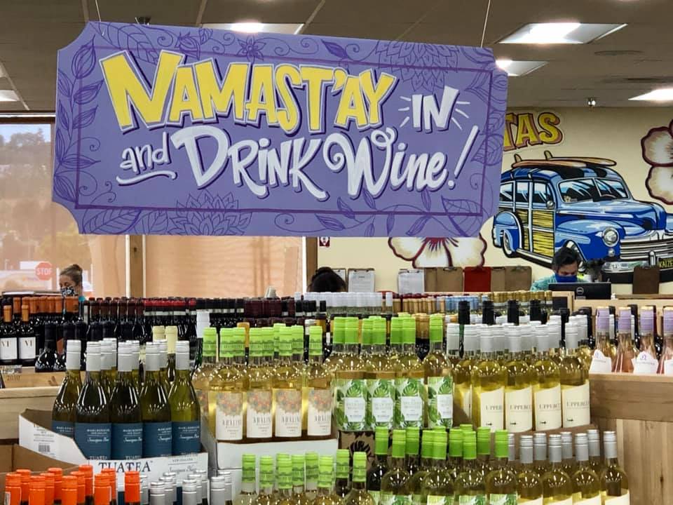 PinotsApex's tweet image. Have a little paint with your wine. Check out our virtual events you can enjoy from the comfort of your own home: pinotspalette.com/apex/events