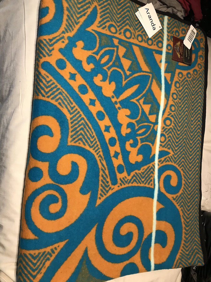 Sebata7802's tweet image. Which blanket colour is the best? DM me for your taste and order. R950 for a blanket. #BasothoBlanket