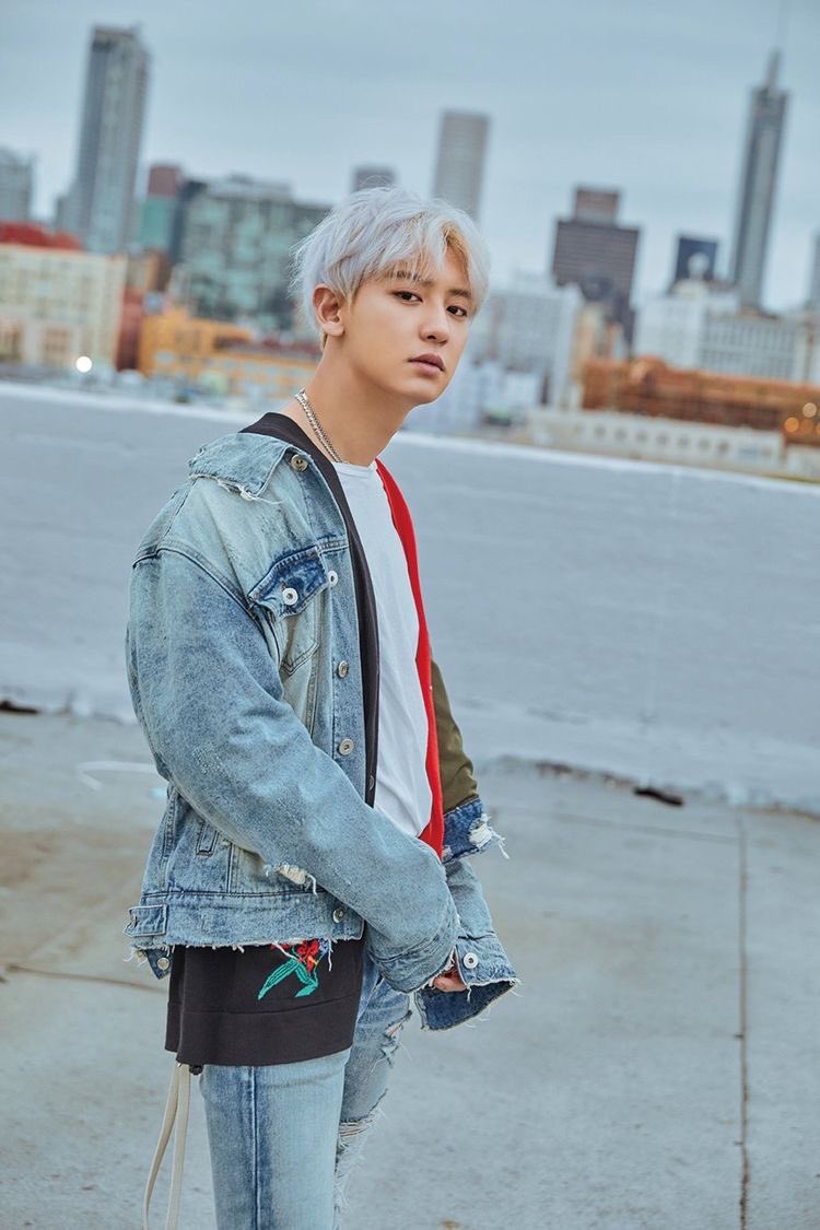 Dispacht1's tweet photo. Parientes 🤝

Muchas personas creen que Song YuQi y Park chanyeol son mellizos aún no tenemos pruebas no se parece mucho pero los dos se conocen cumplen el mismo día y la misma edad los dos fueron separados de sus papás y viven juntos ¿Almas gemelas o Hermanos?

(Chanyeol &amp; YuQi) https://t.co/B4wXHI4G52