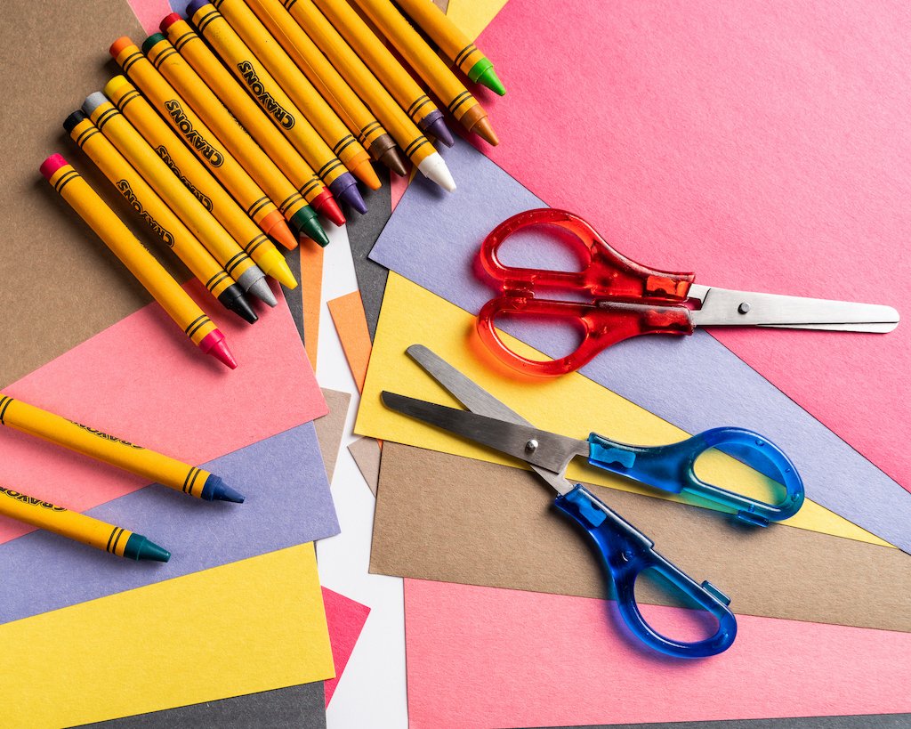 TopFlightPaper's tweet photo. Some of the best art comes from paper, scissors and a little imagination. What will you #CreatewithTopFlight? https://t.co/dj3CecwTll