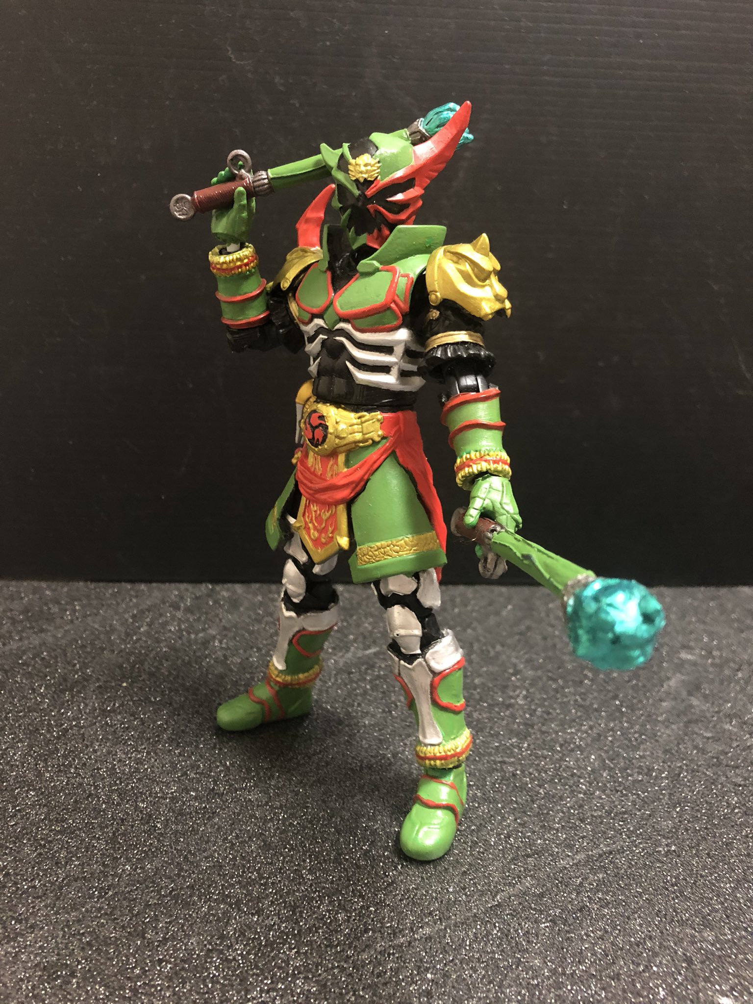 サ*３様 仮面ライダー歌舞鬼 フィギュア 傘付き トレーディングフィギュア 仮面ライダー歌舞鬼 「アクション