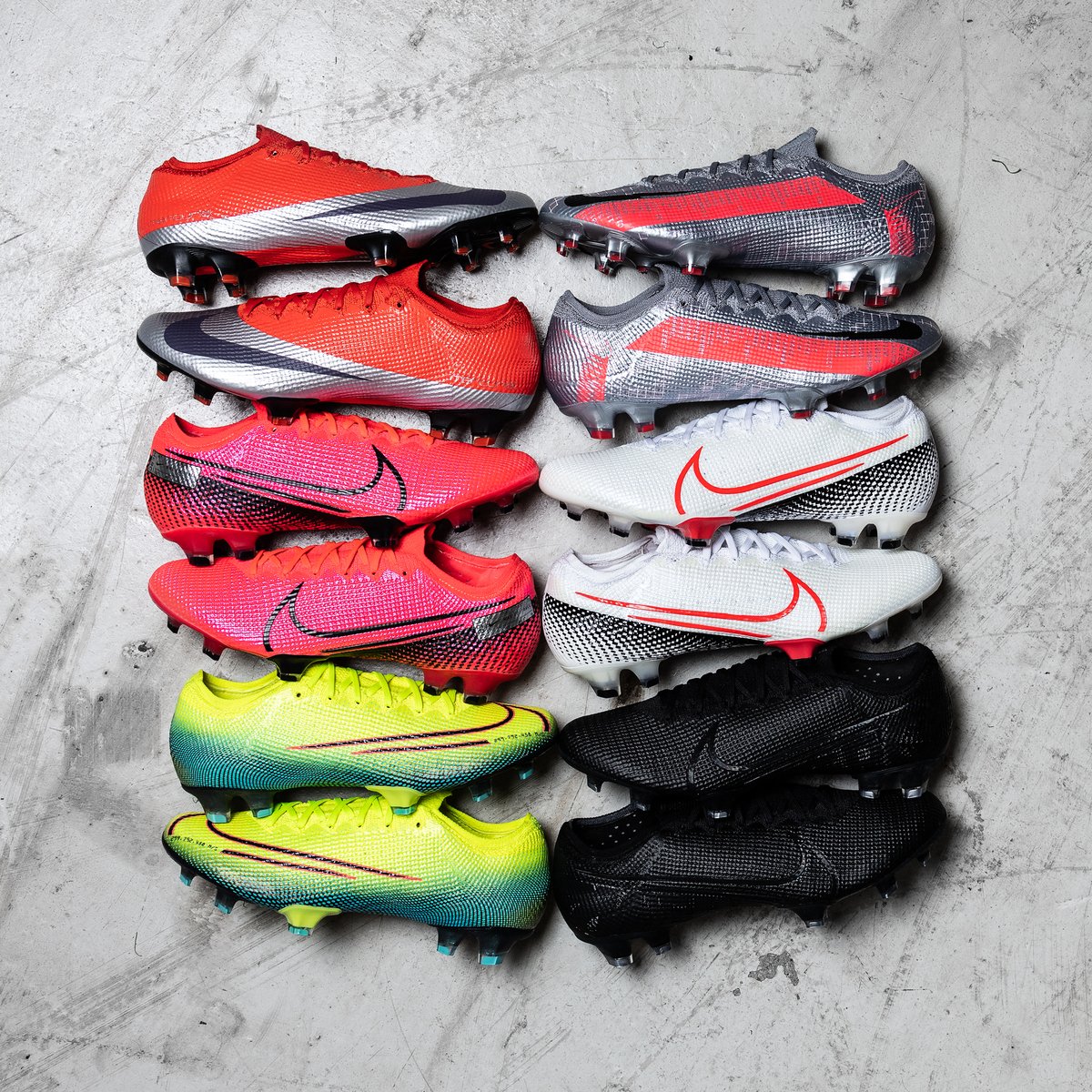 unisportlife's tweet photo. Venomous Vapor's 🐍 These are the latest @nikefootball Mercurial Vapor boots of 2020 - pick out your favourite and reveal it below 👇🏽
https://t.co/NzcDHQ4LVP
--
#nikefootball #mercurial #vapor #neighbourhood #lab2 #jogoprismatico #futuredna #dreamspeed2 #futurelab #unisportlife https://t.co/oj7fAUalZY