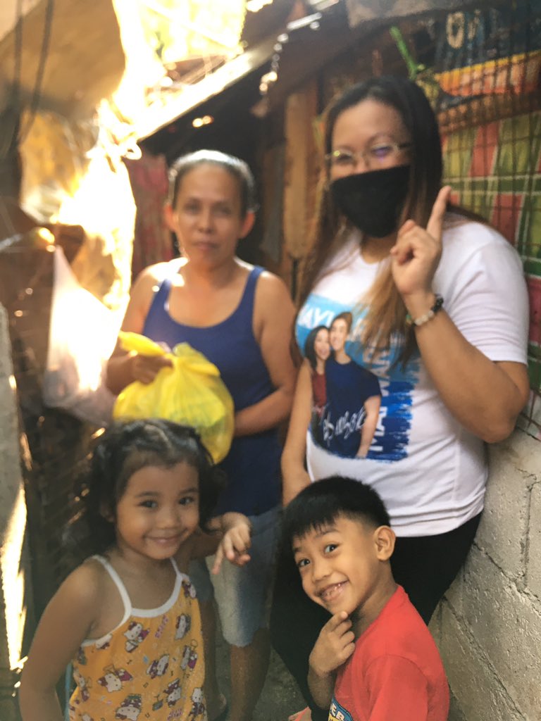 EBarberAbroad's tweet photo. Keep Safe Kababayans share a blessing!!! @Barber_Edward_ @maymayentrata07 

#EdwardBarber #MaymayEntrata #MayWard https://t.co/RZXlxwoUTa