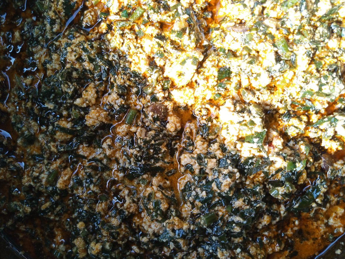yummywithlucy's tweet photo. Tasty egusi soup straight from our kitchen.

Some people love their egusi soup with yellow garri.

Some enjoy it with ijebu garri, some with semo, some with wheat, some rice while some will just enjoy without any.

How would you enjoy yours?
.
.
Follow @yummywithlucy https://t.co/mRgoFFgh2E