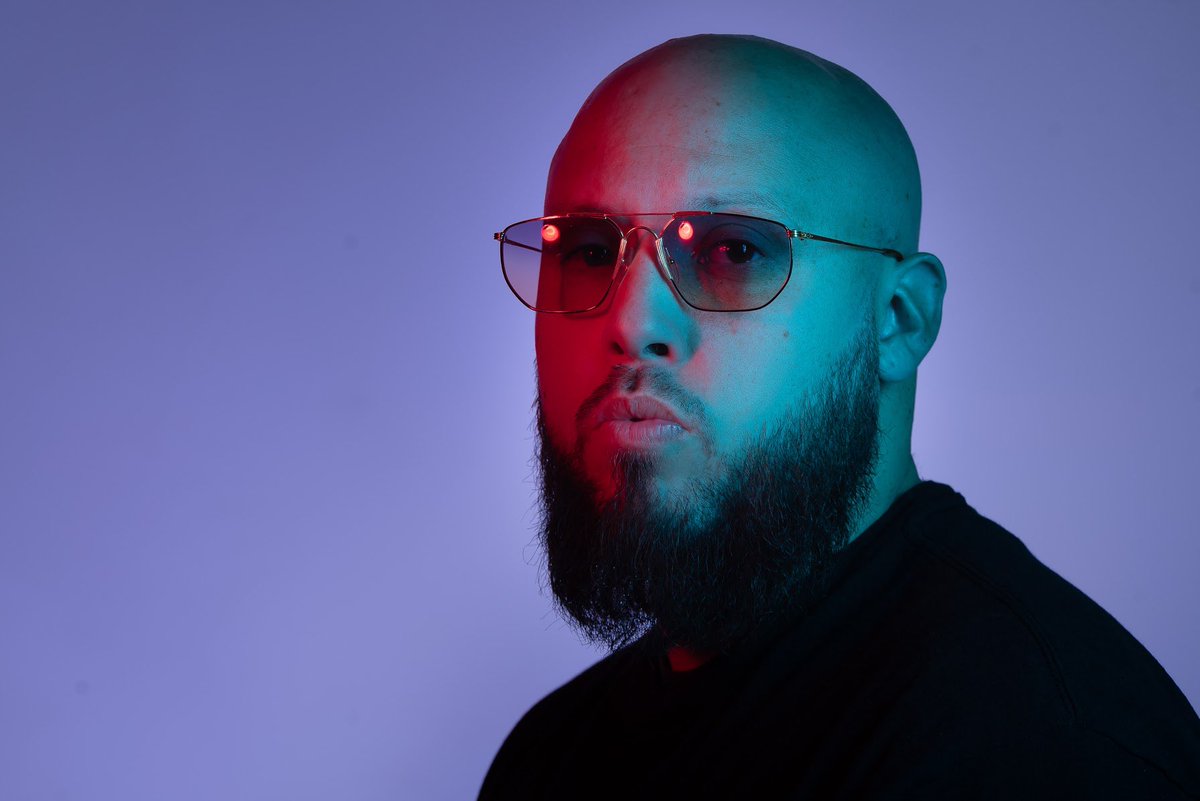 Stanlesautres's tweet photo. Ça c’est quand j’t’écoute et que j’doute de c’que tu m’racontes.. 🤔
📸 #jabjahprod
👓 #OnView
👕 #INKORRECT https://t.co/PfH3rgyo3t