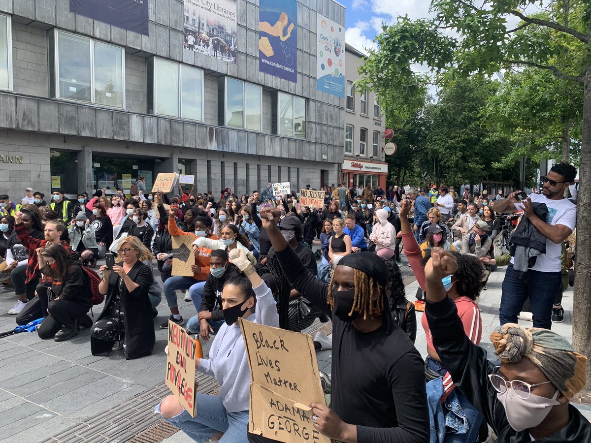 katieokeeffe97's tweet photo. #BlackLiveMattter demonstration currently on the Grand Parade in Cork https://t.co/BrzyFGCtdZ