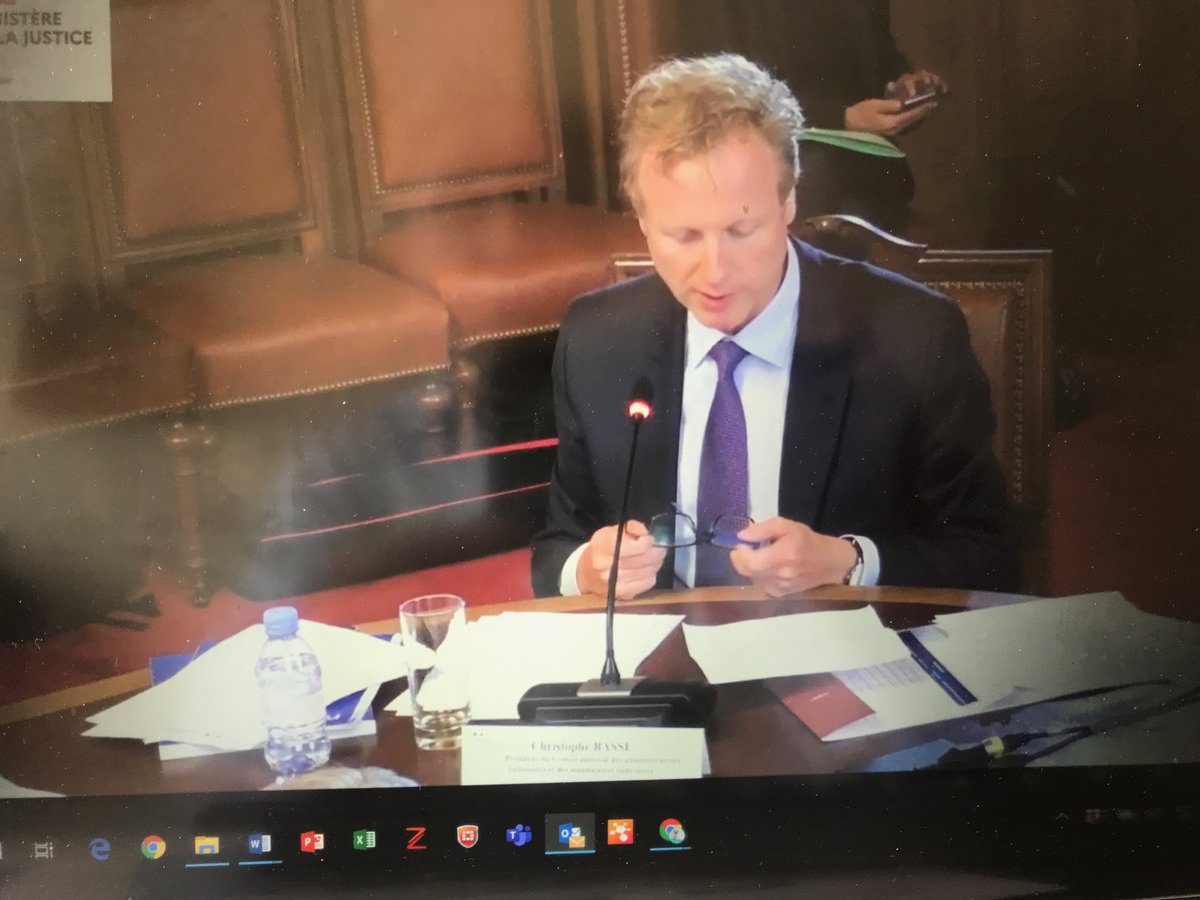 ChrisThevenot's tweet image. Christophe Basse, président du ⁦@CNAJMJ⁩ à la table ronde autour de la ministre de la justice en ce moment, décrit les résultats du numéro vert mis en place pendant le confinement