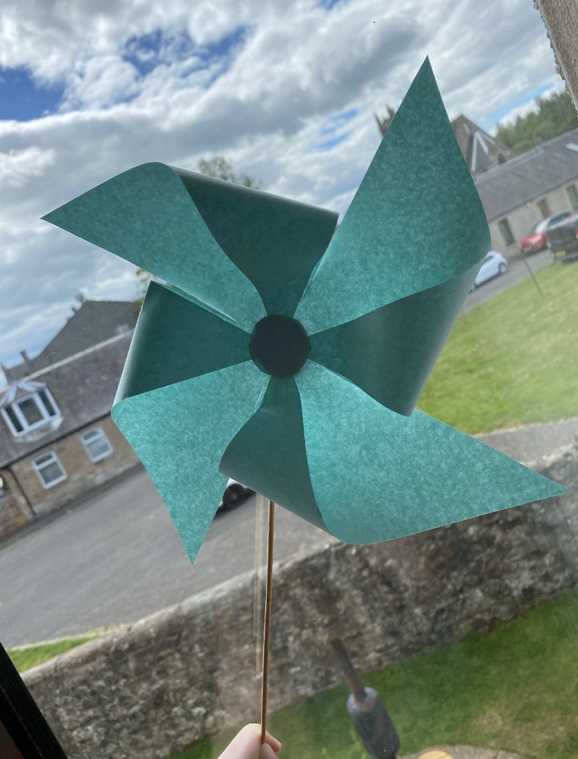 StrathavenSci's tweet image. Our scientists have been learning about renewable energy sources this week. Here are some of their amazing homemade wind turbines!
