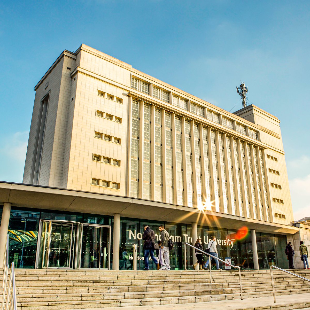 🌈🌟We’ve made it to the end of the academic year ! Well done to all our students and colleagues for getting through a challenging term and particularly to our finalists who are finishing their degrees. We’re so proud of all of you! 🌟🌈 #ProudtobeNTU