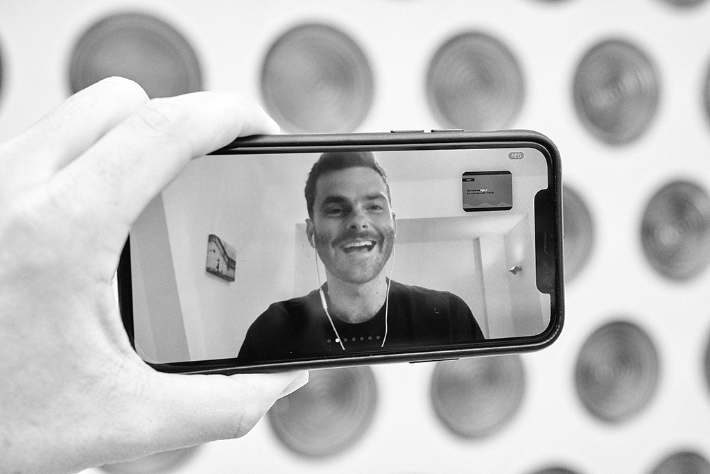 Berlin_CM's tweet photo. The power of mobility: #cmber photographer @normanposselt followed and documented today’s (online) event on his walk from home to the office. Take a look at the complete album: https://t.co/T6RzNaWTLj #creativemornings #CMInsecure https://t.co/if8LwwD4eT