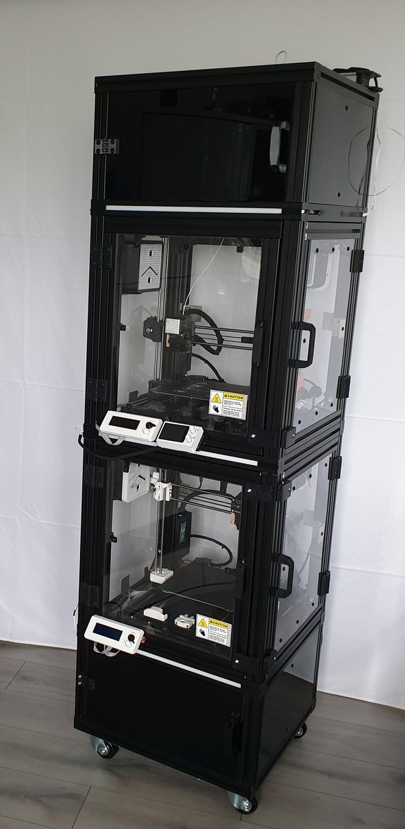 pcpointer's tweet image. It&apos;s done! 3d printer enclosure self-made with Misumi extrusions. Our howto review will be only in 2-3 weeks. 

#pcpointer #zaribo #3dprinter #3Dprinting  #misumi #DIY  #prusa #3dprinter