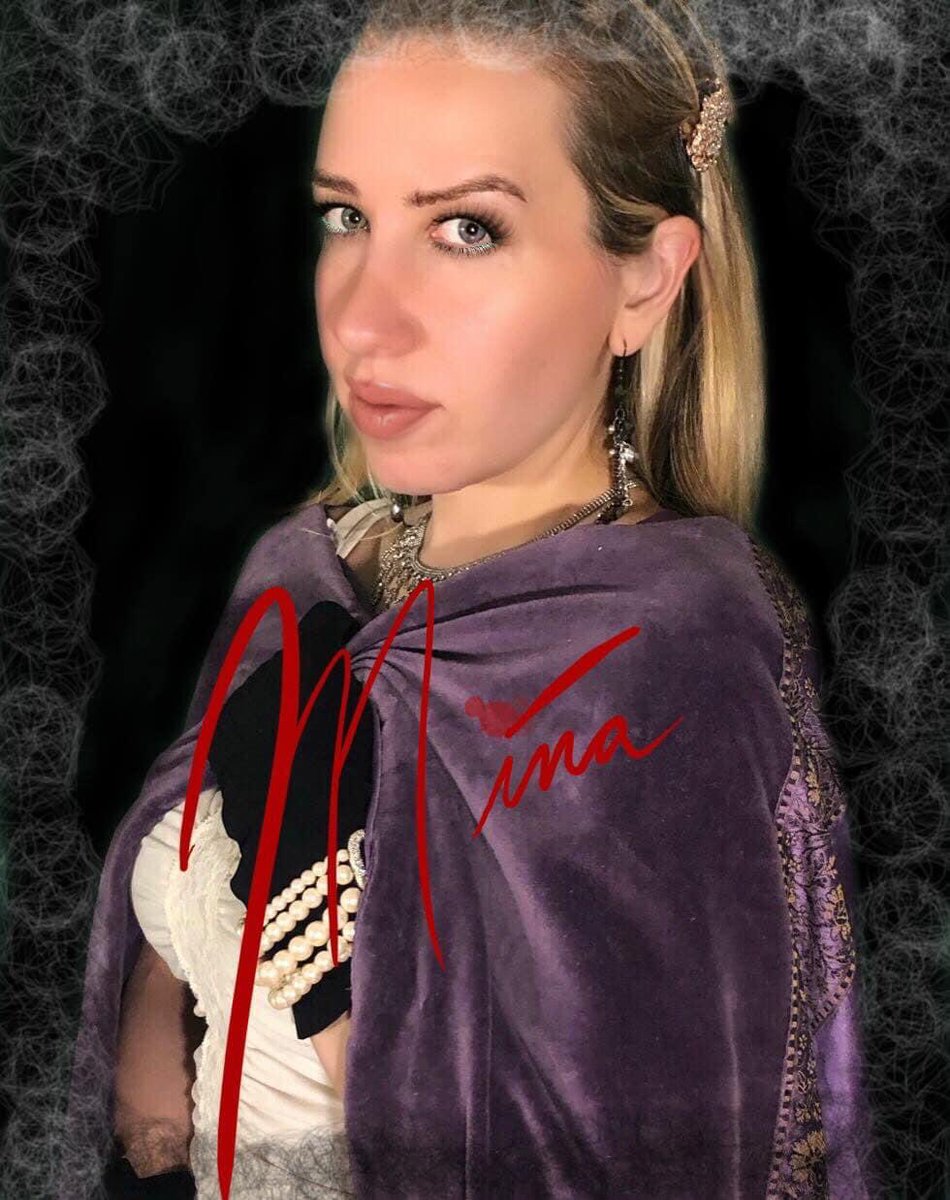 KateEppers's tweet image. facebook.com/events/s/abbyn… #dracula LIVE tonight! #kateeppers #dracula so excited to play #Mina ! #theatre #play #virtualplay #horror #bramstroker #vlad #fridaymorning #FridayFeeling #FridayMotivation #summer #acting #performance #liveshow