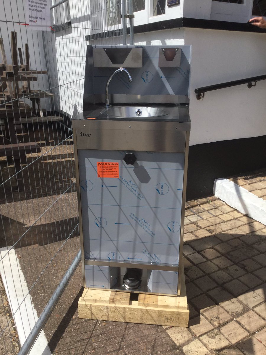 TheProspect1's tweet image. Another productive day working towards opening alfresco, once the Government give the green light.... 🚦

#SafetyFirst #RiskAssessment #WorkplaceGuidelines #MentalHealth #pubs #alfresco