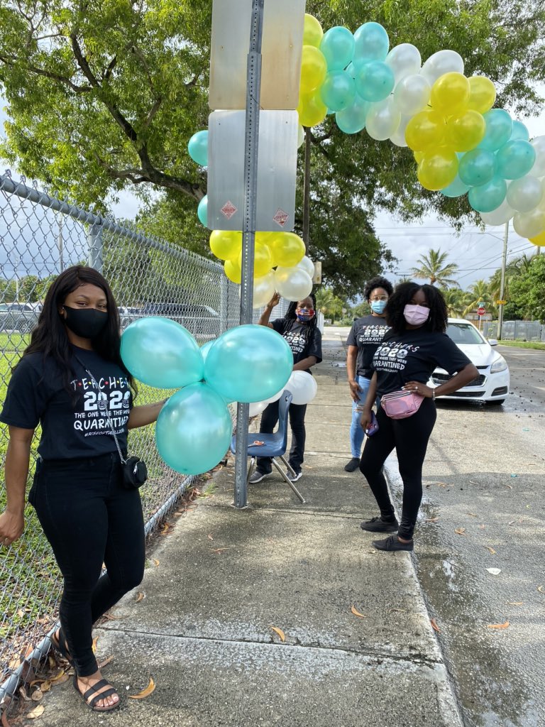 mr_cedeno's tweet photo. Super proud of my VEB crew who volunteered to come out and make our 5th grade drive-by celebration a success! https://t.co/Jajcp2E791