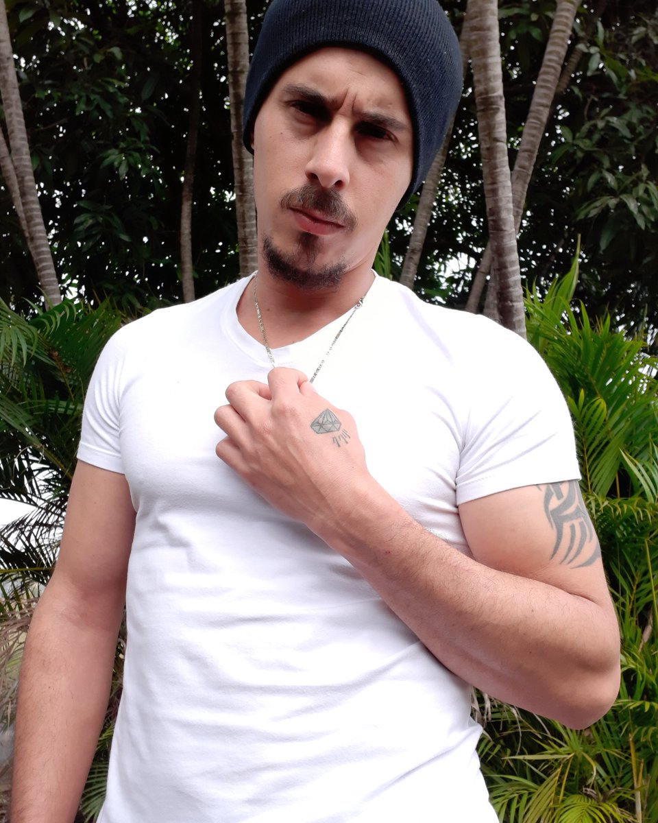 JohnnyMoura_'s tweet photo. #photography #saopaulo #Twiter #homem #love #you https://t.co/sh6rwh0ikq