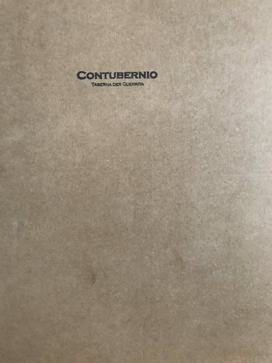Marcoskicker's tweet photo. Con gran ilusión recibo mi primer pedido del #clubcontubernio @DerGuerrita. Seguro que me proporcionará grandes alegrias 👏🏻😊 #soycontubernio #sherrylover https://t.co/9U4koKETJY