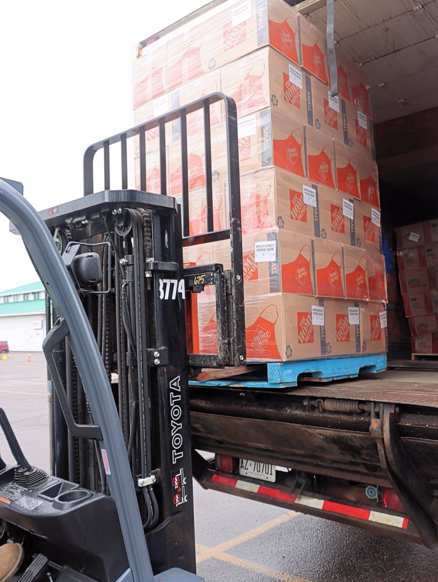 RFDA Thunder Bay (@rfdathunderbay) on Twitter photo Serving 2500 hampers a month is a big undertaking involving lots of people to make it happen. <a href="/AMJCampbellTBay/">AMJ Campbell</a> has been vital to help moving food from our warehouse those who need it in our city since the very beginning of the pandemic. Thank you AMJ Campbell! Serving 2500 hampers a month is a big undertaking involving lots of people to make it happen. <a href="/AMJCampbellTBay/">AMJ Campbell</a> has been vital to help moving food from our warehouse those who need it in our city since the very beginning of the pandemic. Thank you AMJ Campbell!
