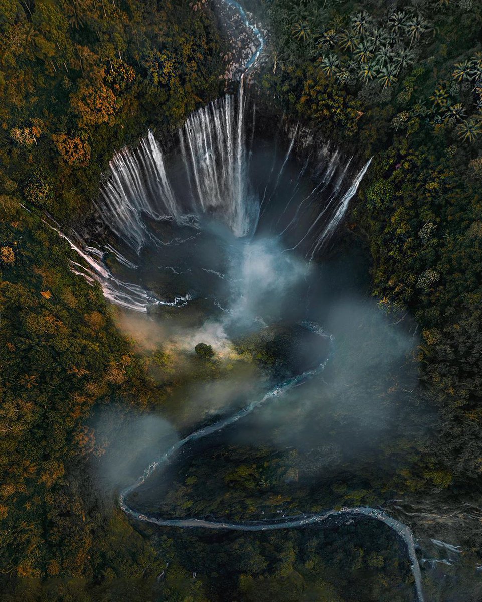 ThilanWijegunar's tweet photo. #Wanderlust #WanderlustXL #OurWorld #ThilanW
RT WanderlustXL: RT @WanderlustXL: 📍 Tumpak Sewu Waterfalls #wanderlustXL #travel #TumpakSewu #CobanSewu #Lumajang #Malang #EastJava #JawaTimur #Indonesia #SoutheastAsia #Asia #VisitIndonesia #ExploreIndo… https://t.co/o6abIITh7e