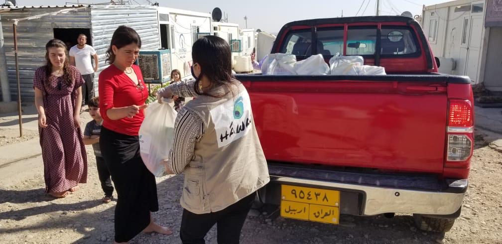HawarHelp's tweet photo. Strict curfews have been re-imposed in #Iraq after a rise in #COVID19 infections. As a contribution to alleviate the situation, we handed out 700 hygiene packages to #IDPs in the camp that is home to our BACK TO LIFE center; among them 150 families that survived #ISIS war crimes. https://t.co/AX9iOZnKyA