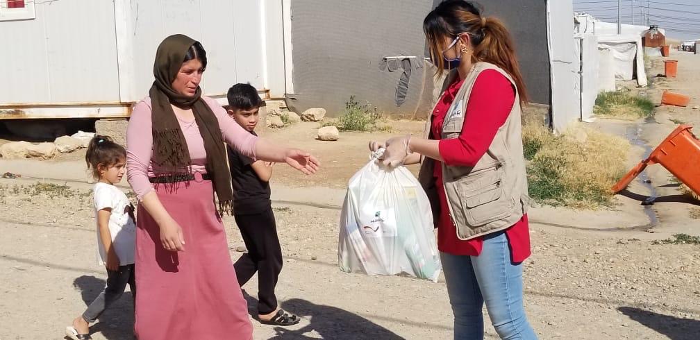 HawarHelp's tweet photo. Strict curfews have been re-imposed in #Iraq after a rise in #COVID19 infections. As a contribution to alleviate the situation, we handed out 700 hygiene packages to #IDPs in the camp that is home to our BACK TO LIFE center; among them 150 families that survived #ISIS war crimes. https://t.co/AX9iOZnKyA