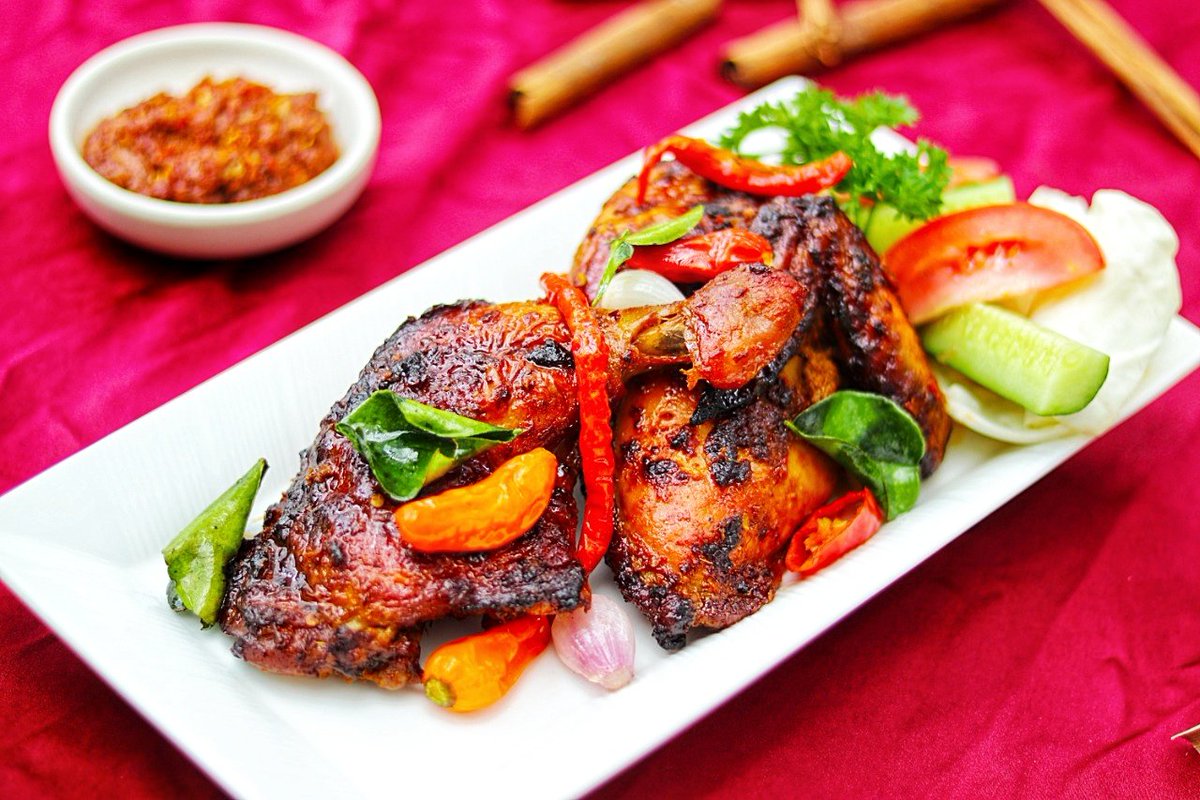 Halal Bi Halal bersama keluarga, teman - teman, dan kolega #Dirumahaja dengan pesan paket Halal Bi Halal di @wyndhamcasablancajakarta
Pemesanan bisa di  customize.
Tidak perlu repot – repot masak, kami siap antar kerumah!😉👍

Harga paket mulai dari Rp 55.000++/ paket.