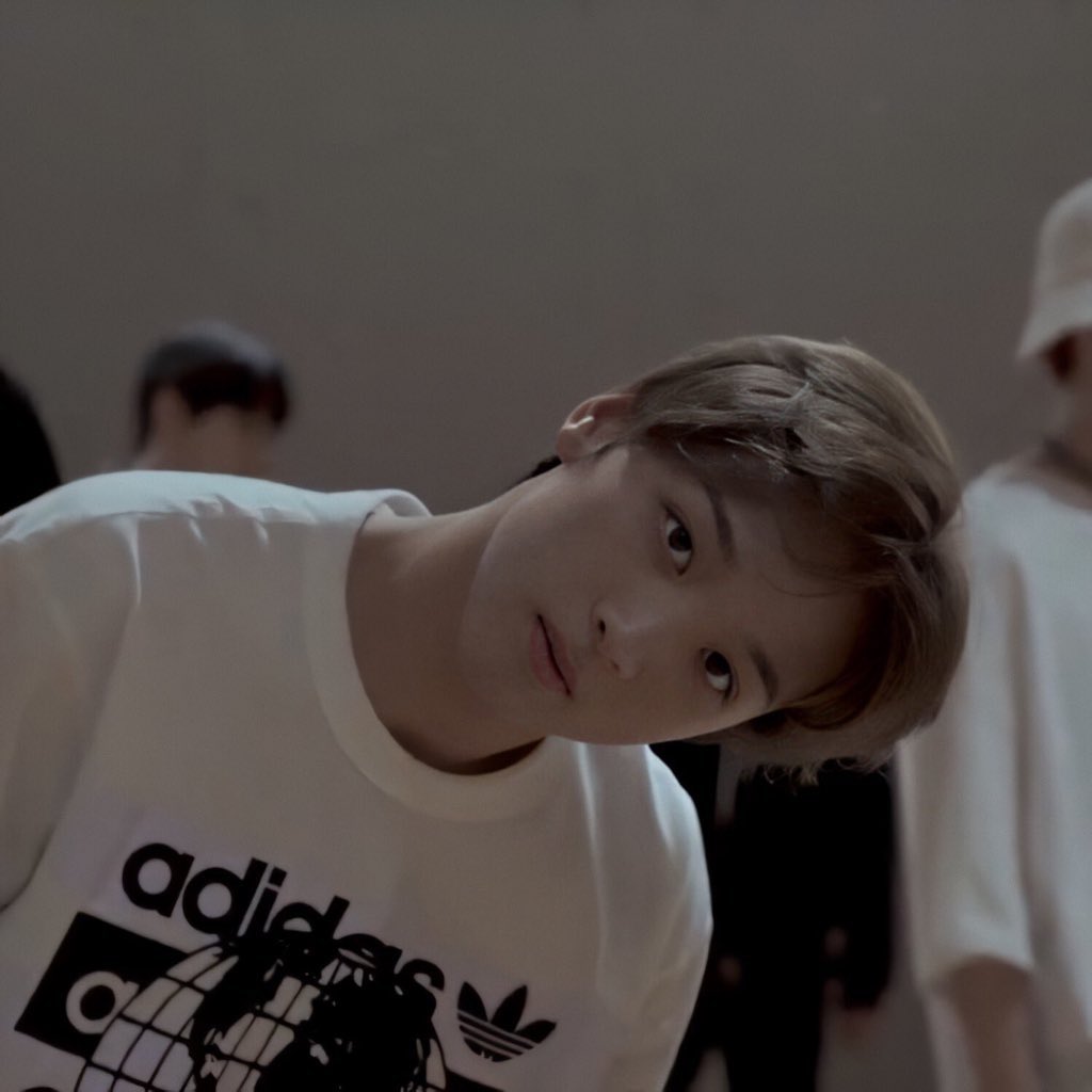 peachyychenle's tweet photo. Happy birthday hyuckie🥳Our little fullsun☀️I hope you have the best day ever, thank you for making me smile, making my dark days brighter, and for always being happy and never showing you’re tired, I love you💓💓#HAPPYHAECHANDAY #해찬이_생일_시즈니와_같이해 https://t.co/11XIrD5qvc