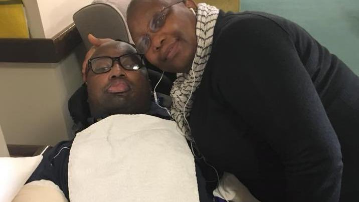BissAkins's tweet photo. #JusticeForJulianCole The time is NOW for us to make NOISE &amp; CALL OUT the system for this INJUSTICE You BROKE HIS NECK,LEFT HIM PARALYSED,in A VEGETATIVE STATE IN 2013,no justice,nothing..in 2018 you LOSE YOUR JOB!!You TOOK HIS LIFEE AND ALL YOU GET IS NO JOB 🤬 #BlackLivesMatter https://t.co/wn2VnY8ArS