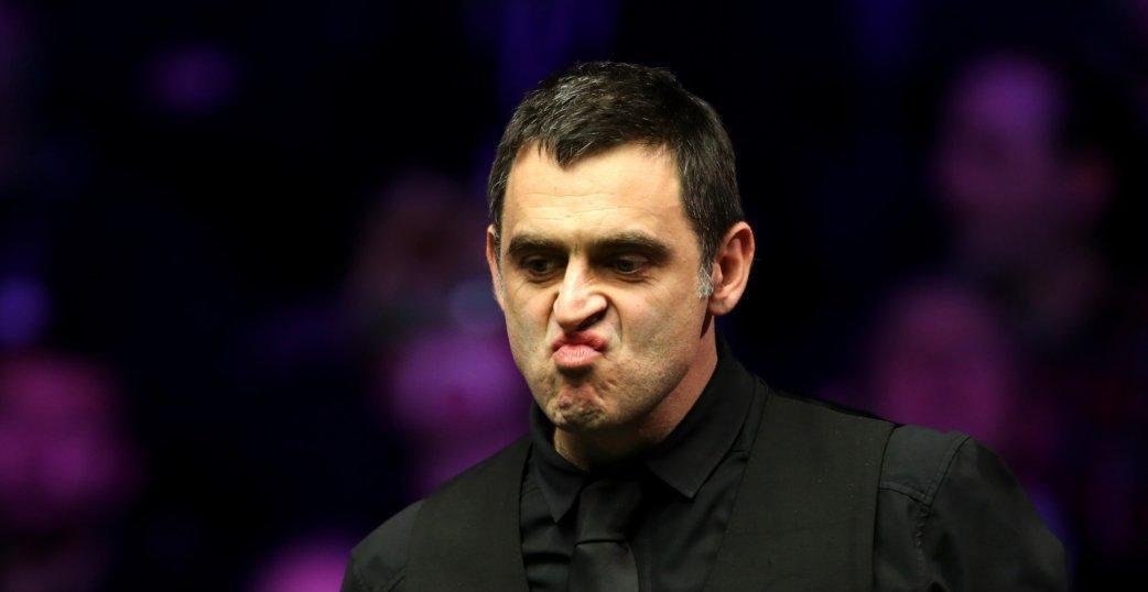 Normal service resumed. Ronnie O'Sullivan knocks in a century in his first frame back. 🚀 #ChampionshipLeagueSnooker