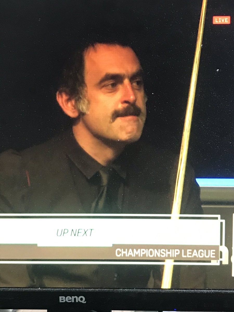 VitCorleone_'s tweet photo. Ronnie O‘Sullivan new look #ronnieosullivan https://t.co/1wUfX7rtUT