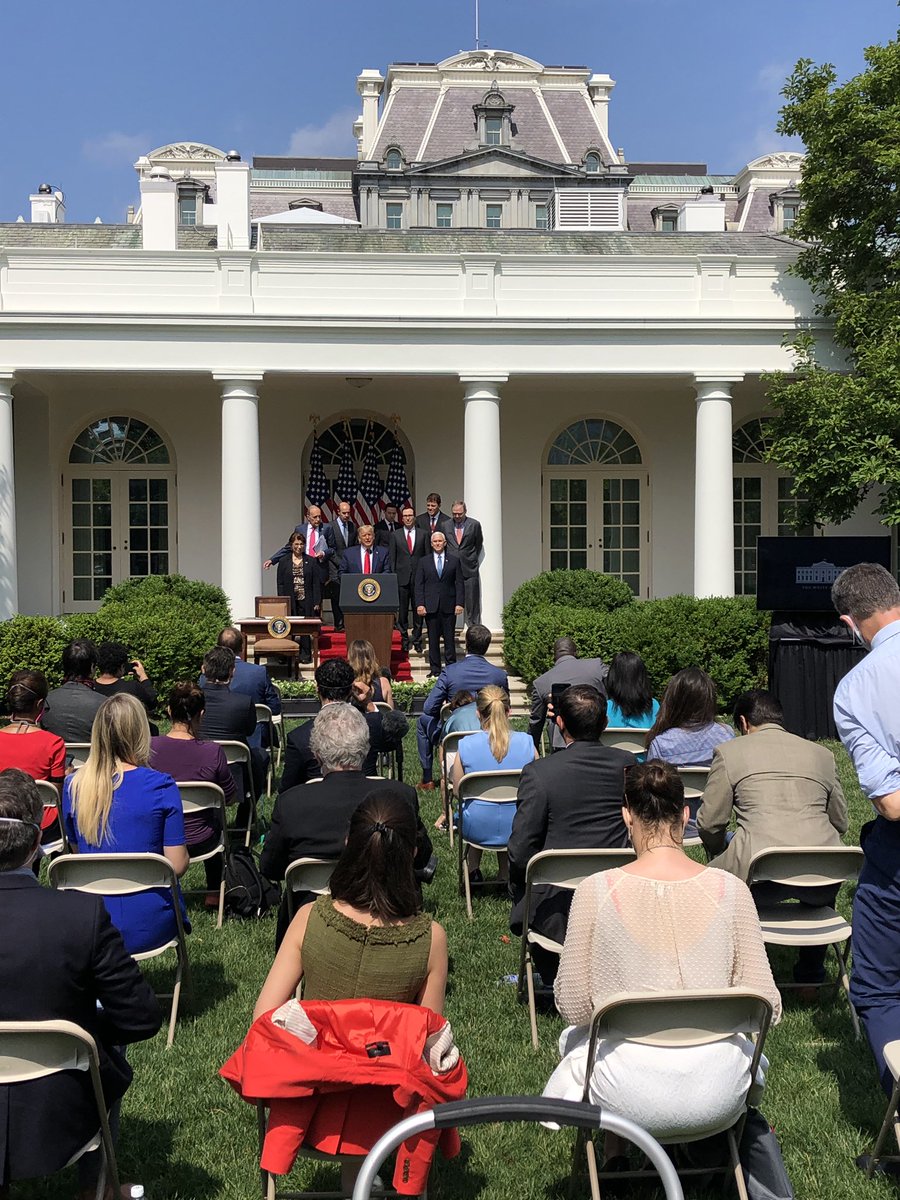 The news conference was initially set up for social distancing. Then the WH rearranged the chairs. Before and after pics from our <a href="/abdallahcnn/">Khalil Abdallah</a>