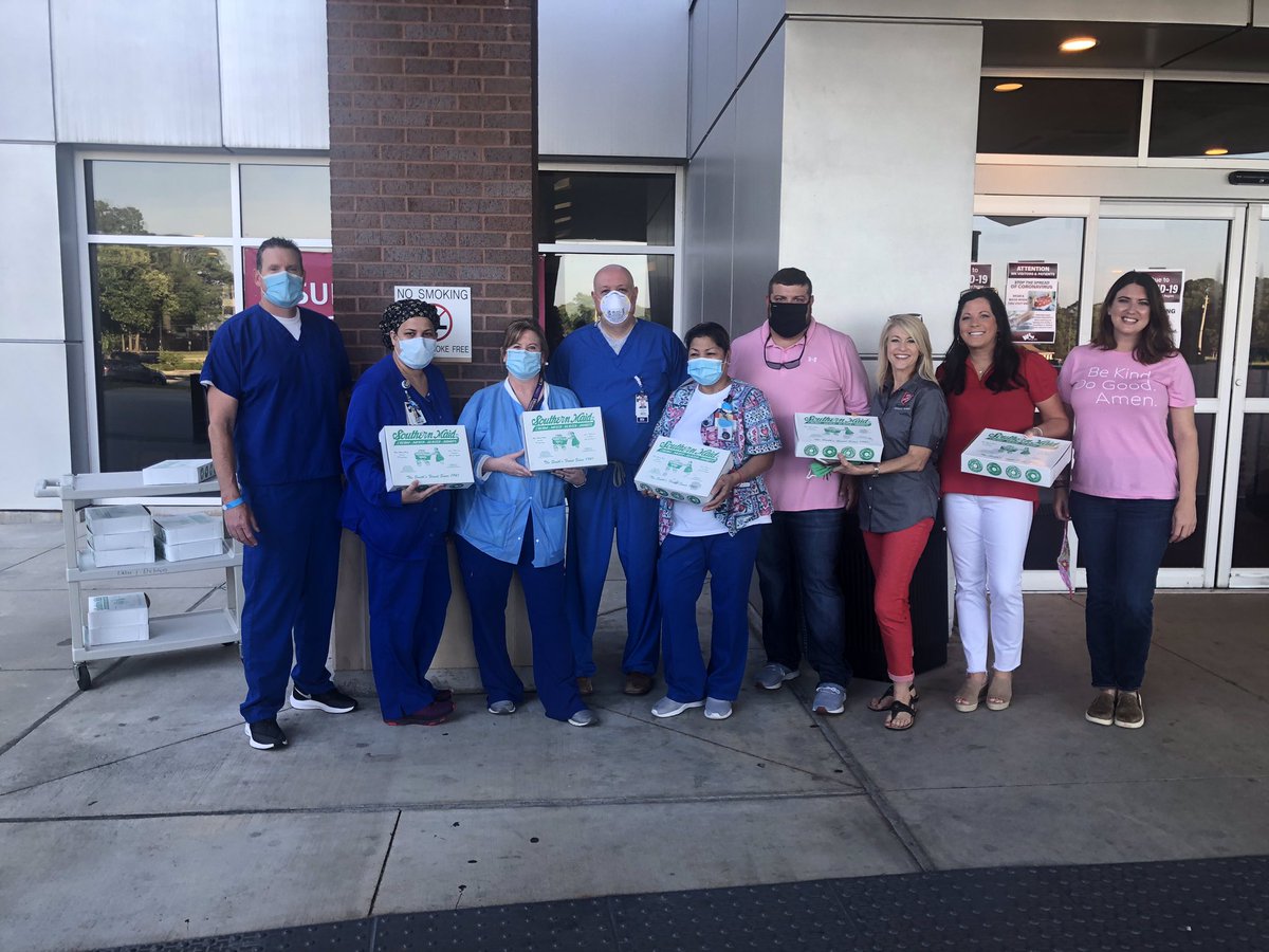 The Salvation Army staff and volunteers are out delivering 1,200 donuts from our partner, Southern Maid, to our local “heroes,” the first responders and healthcare professionals in the Shreveport-Bossier City area.