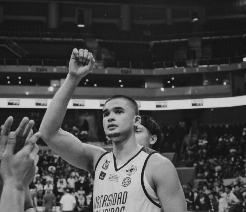 When our alumni STAND UP..we stand with them.✊🏽 We see you Kobe! <a href="/coachmiddlebrks/">🏆 Coach Middlebrooks™®, D.Div, AIC, CIC</a> <a href="/_kokoparas/">kobe</a> <a href="/chs_phantoms/">Phantom Basketball</a> <a href="/coachmiddlebrks/">🏆 Coach Middlebrooks™®, D.Div, AIC, CIC</a> <a href="/middlebrooksaca/">Middlebrooks Academy</a> <a href="/ife2331/">Ife</a>