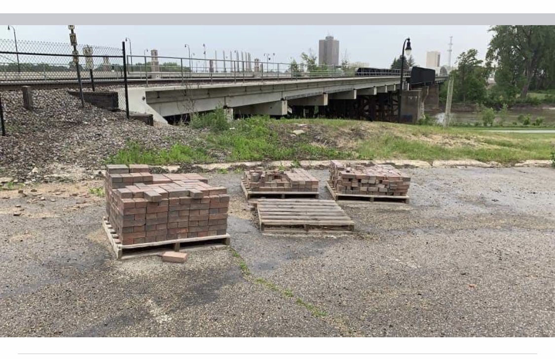 FargoPolice's tweet photo. We are aware of pallets of bricks being placed in areas of our City and have been working on getting them removed. If you see pallets of bricks or any piles of rocks being placed somewhere, please text a tip to 701-730-8888 immediately. https://t.co/iZrjsE7ZPL