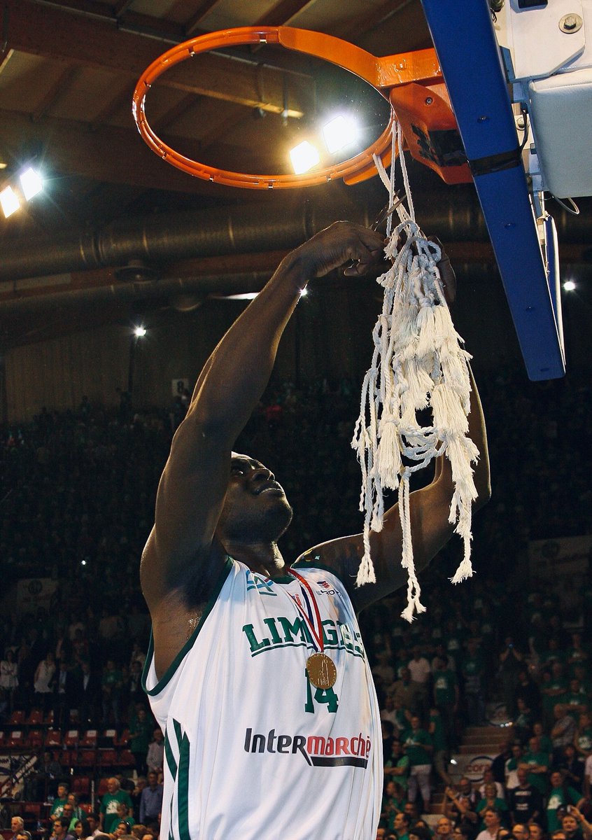 limogescsp's tweet photo. 🔙 C’était le 5 Juin 2014
Champions ✨
#Ensemble #CSP2014 https://t.co/Mc0CXiP0hb