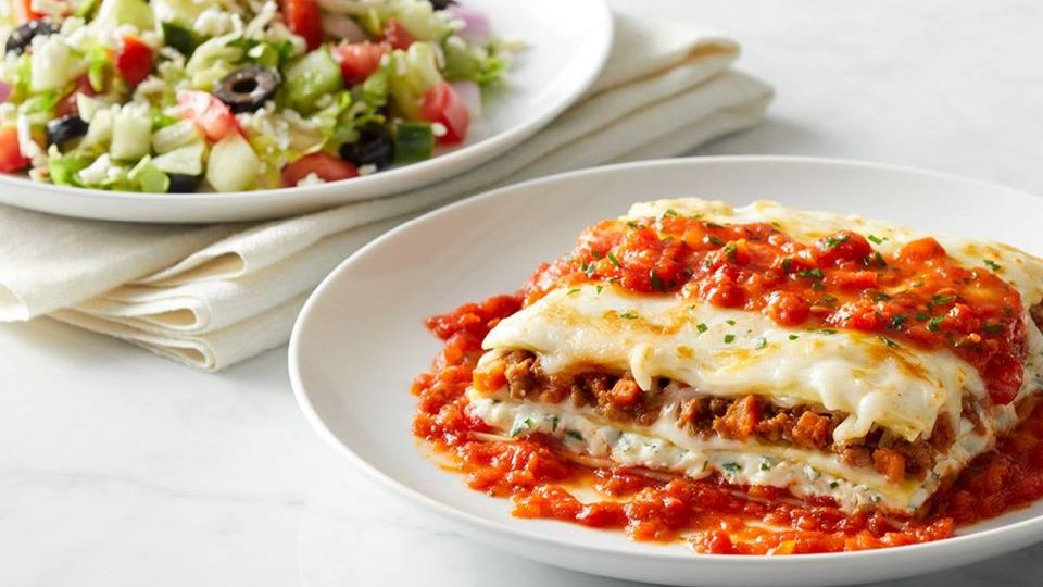 BrioItalian's tweet photo. "Lasagne is the world's most perfect food!" - Garfield. Take advantage of our #freedelivery and make tonight lasagne night! If you're in Las Vegas, come dine in with us.π Our @shoptownsquare location has their #DiningRoomOpen https://t.co/7NU1k07Vqc
