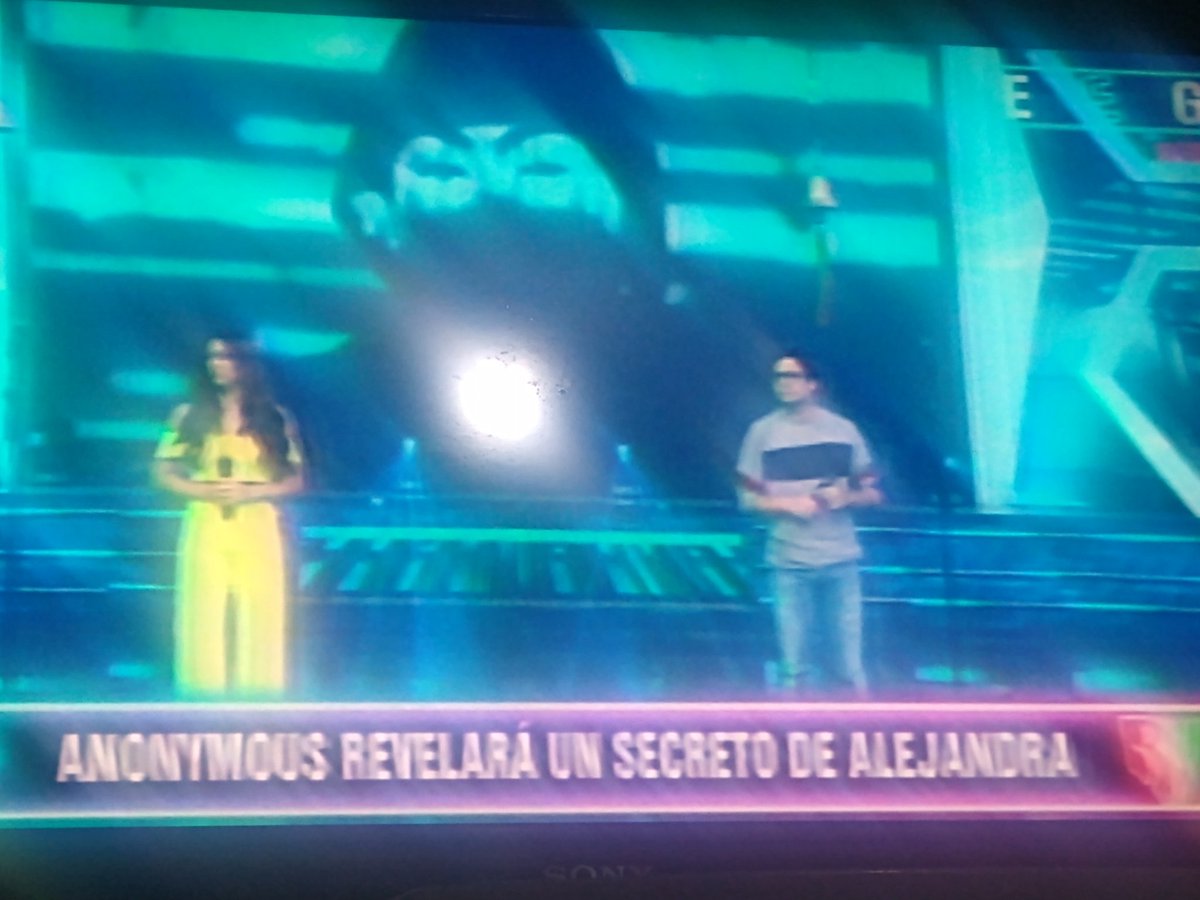 ervincou's tweet photo. @YourAnonCentral  que paso aquí ? https://t.co/a8m2s3m7P1