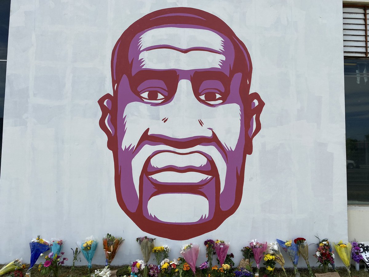 PhotogTodd's tweet photo. A mural of #GeorgeFloyd in #SLC 800 S. 300 W. @KUTV2News https://t.co/GzJTtTN5b9